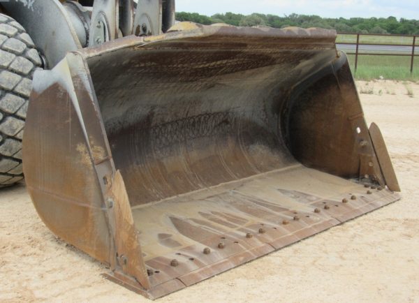 2014 John Deere 844K - Image 12