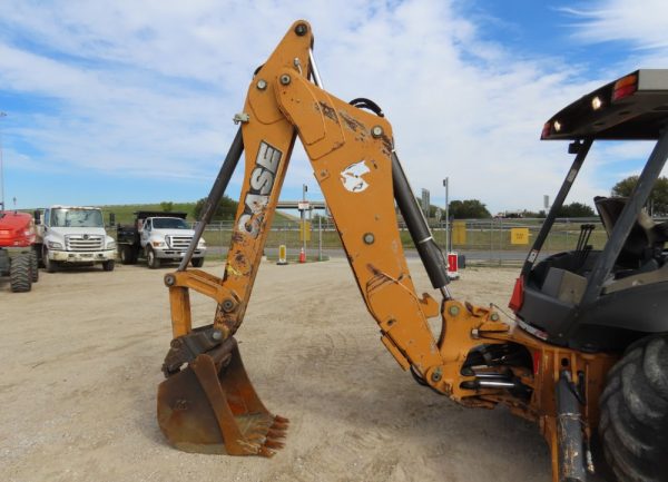 2015 Case 580N - Image 14