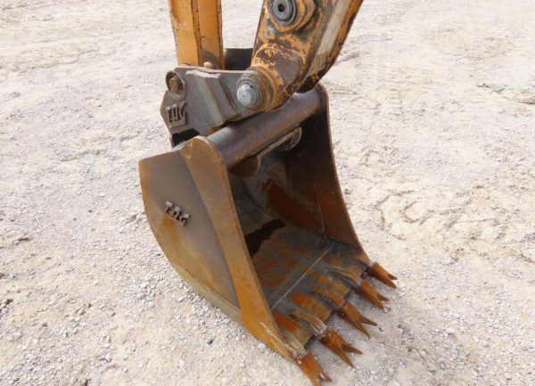 2015 Case 580N - Image 17