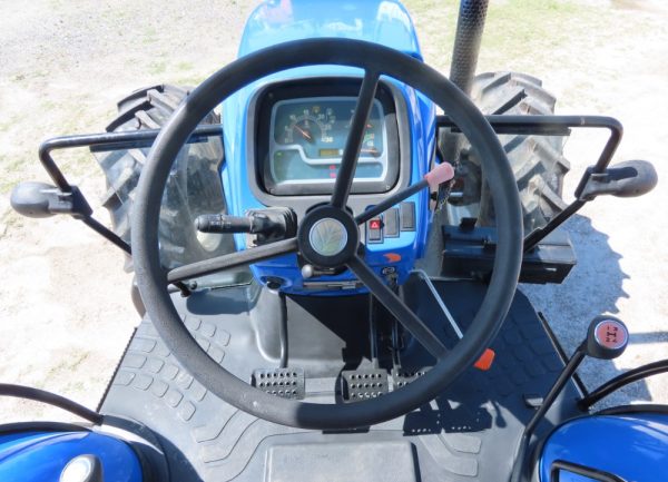 2013 New Holland TD5040 - Image 19