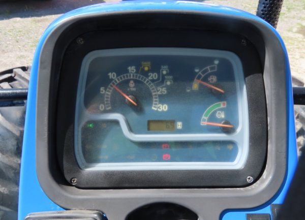 2013 New Holland TD5040 - Image 20