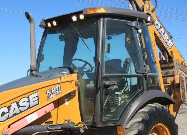 2014 Case 580SN - Image 22