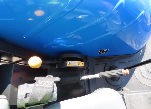 2013 New Holland TD5040 - Image 23