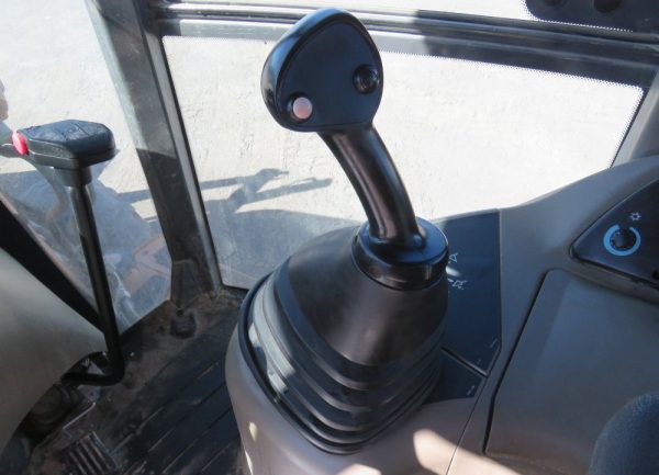 2014 Case 580SN - Image 27