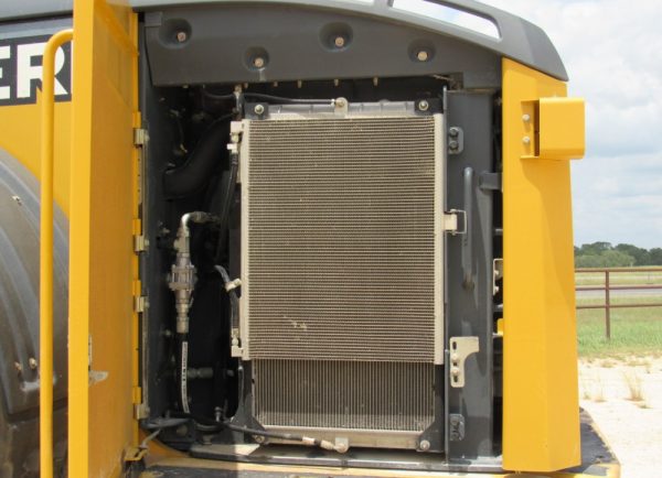 2014 John Deere 844K - Image 31