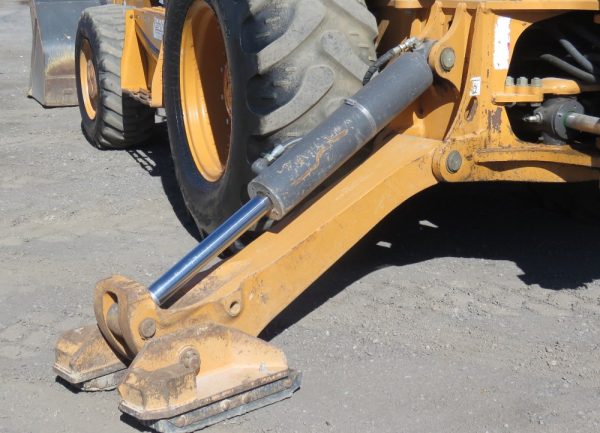 2014 Case 580SN - Image 33