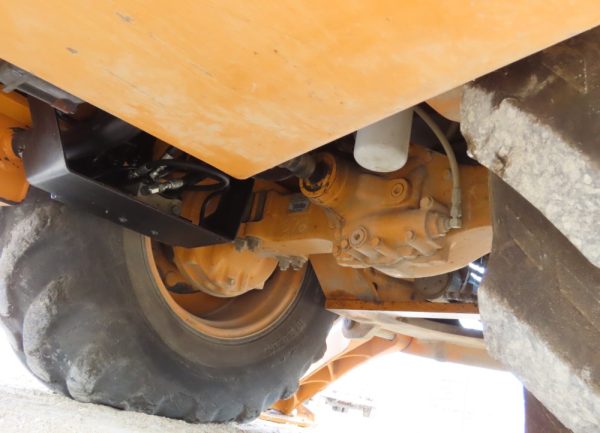 2015 Case 580N - Image 40